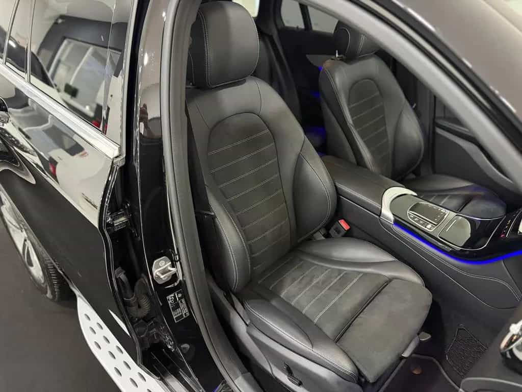Mercedes-Benz GLC-Class 200 4M AMG INT.*PANO*LED*AHK*KAM*DISTR*AMBI* 05/2020-photo-25