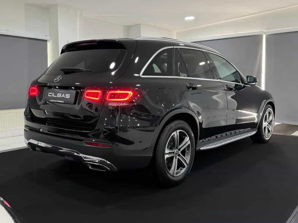 Mercedes-Benz GLC-Class 200 4M AMG INT.*PANO*LED*AHK*KAM*DISTR*AMBI* 05/2020-photo-7