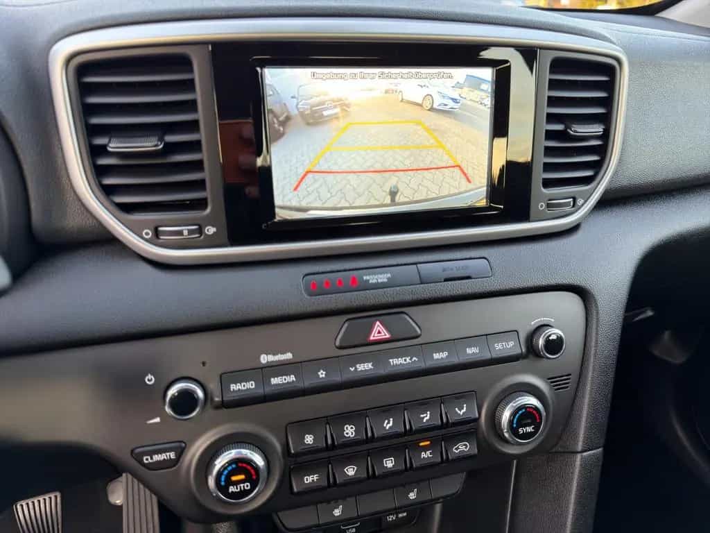 Kia Sportage 1.6 GDI NAVI|TEMPOMAT|KAMERA|SHZ|AHK 11/2018-photo-16