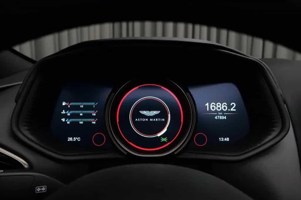 Aston Martin DB11 4.0 V8 Volante 10/2019-photo-17