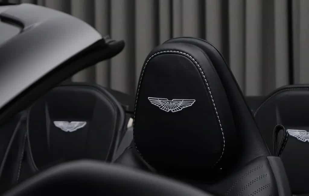 Aston Martin DB11 4.0 V8 Volante 10/2019-photo-6