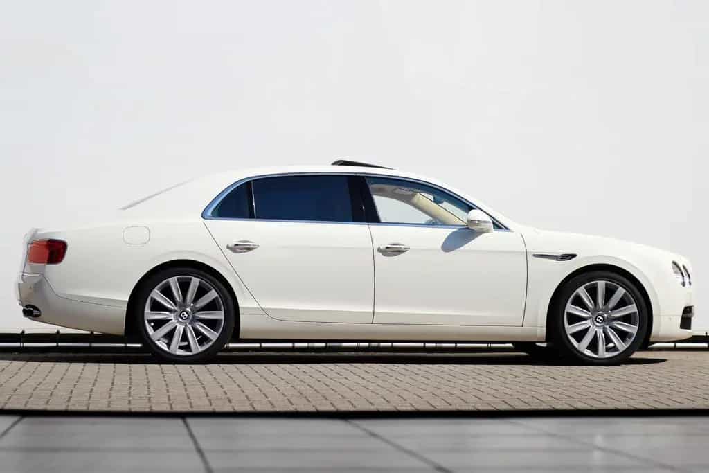 Bentley Flying Spur 4.0 V8 |Pano|Massage|Memory 11/2014-photo-1