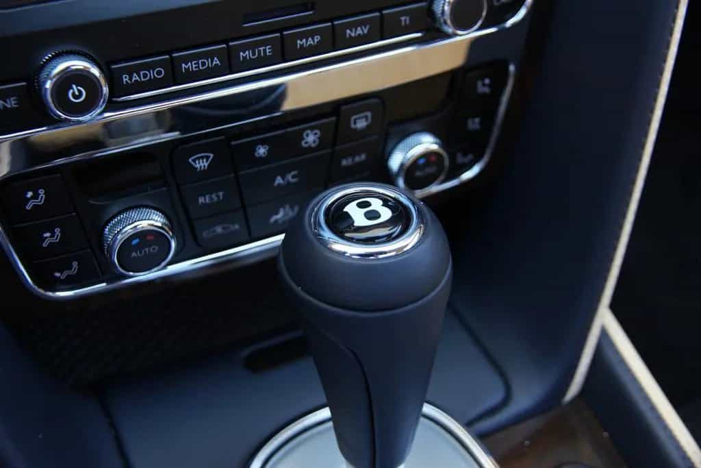 Bentley Flying Spur 4.0 V8 |Pano|Massage|Memory 11/2014-photo-15