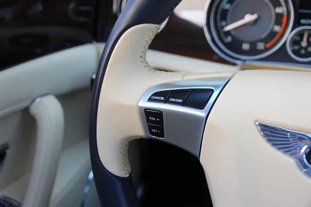 Bentley Flying Spur 4.0 V8 |Pano|Massage|Memory 11/2014-photo-21
