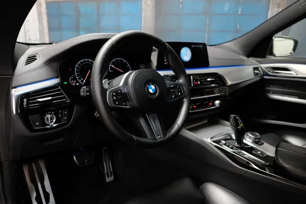 BMW 6 Series 640 i xDrive M-Sport Klima*LED*Leder*360*Voll 01/2019-photo-12