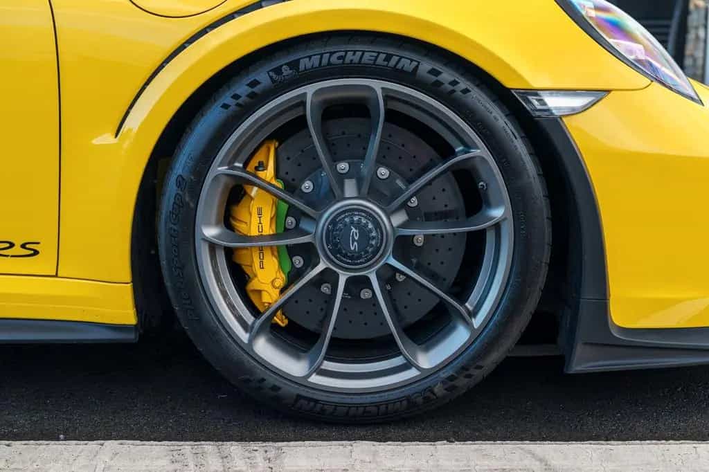 Porsche 991.2 GT3 RS Weissach NON OPF 03/2019-photo-5