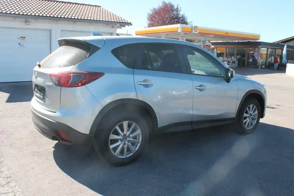 Mazda CX-5 Center-Line 2WD 04/2017-photo-3