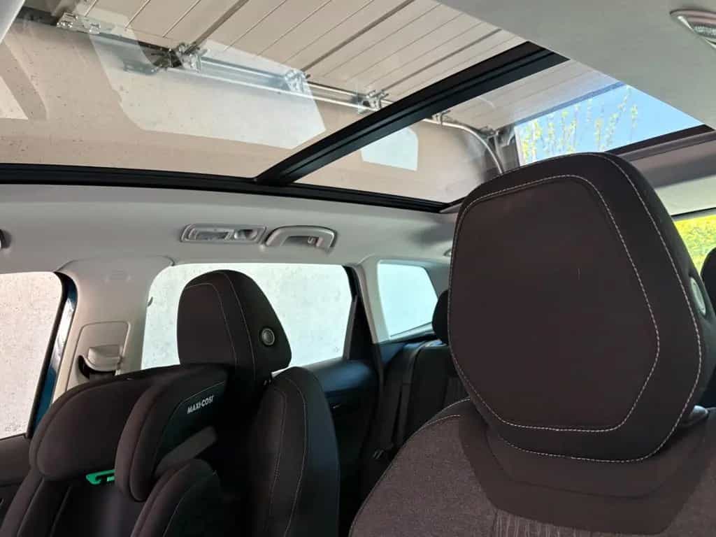 Skoda Karoq 2.0l TDI STYLE, Pano, Service, Winterrader 01/2020-photo-3