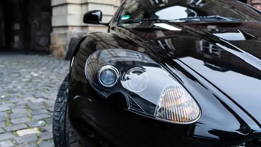 Aston Martin DBS 6.0 Carbon Black V12 Topzustand Dt. Fahrzeug 08/2011-photo-10
