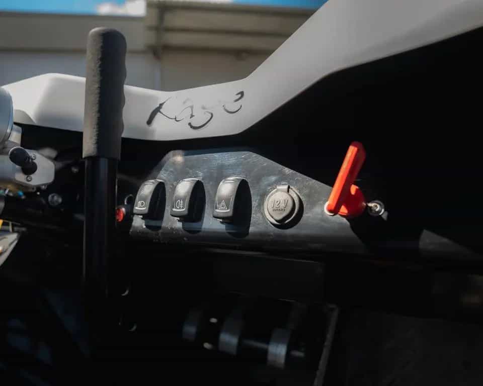 Other Other Rage Comet R200T POWERCOMMANDER 220 PS 12/2017-photo-28