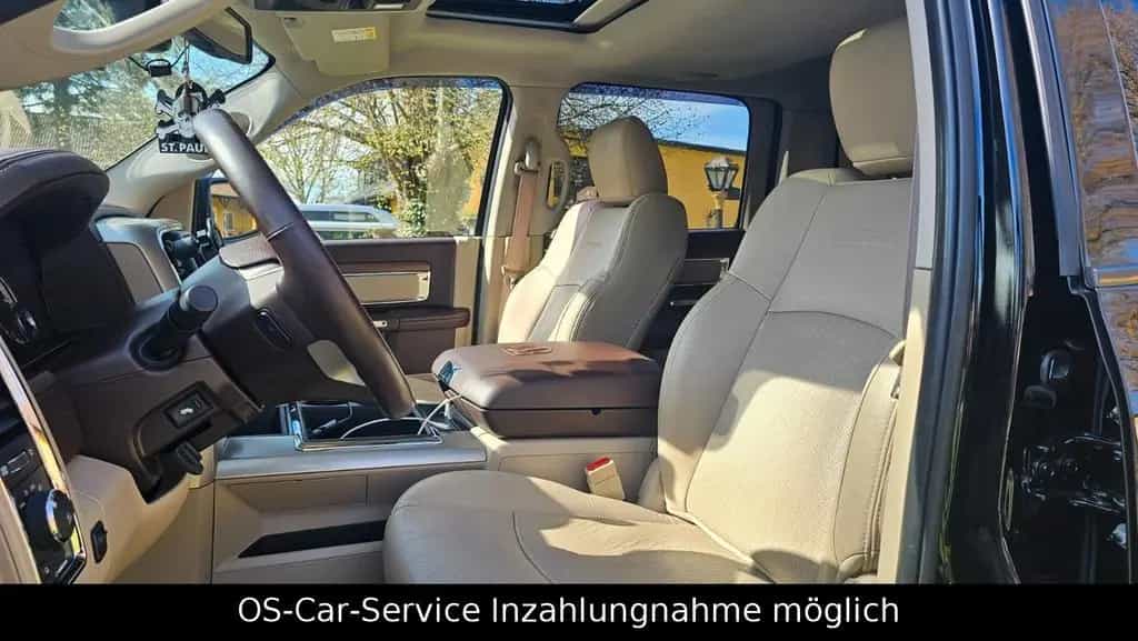 Dodge RAM Laramie+RamBox+SHZ+LHZ+Luft+AHK+Led+R-Cam 06/2015-photo-10