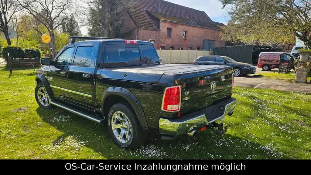 Dodge RAM Laramie+RamBox+SHZ+LHZ+Luft+AHK+Led+R-Cam 06/2015-photo-5