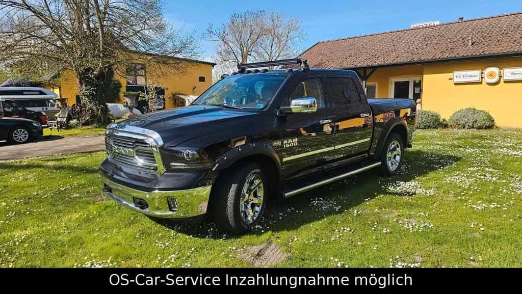 Dodge RAM Laramie+RamBox+SHZ+LHZ+Luft+AHK+Led+R-Cam 06/2015-photo-7