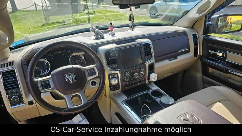 Dodge RAM Laramie+RamBox+SHZ+LHZ+Luft+AHK+Led+R-Cam 06/2015-photo-8