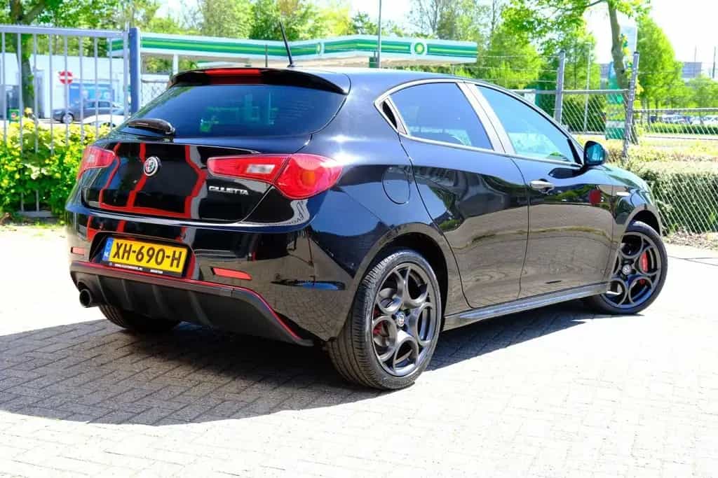 Alfa Romeo Giulietta 1.4 Turbo MultiAir Super Aut. Leder|1e 01/2019-photo-2