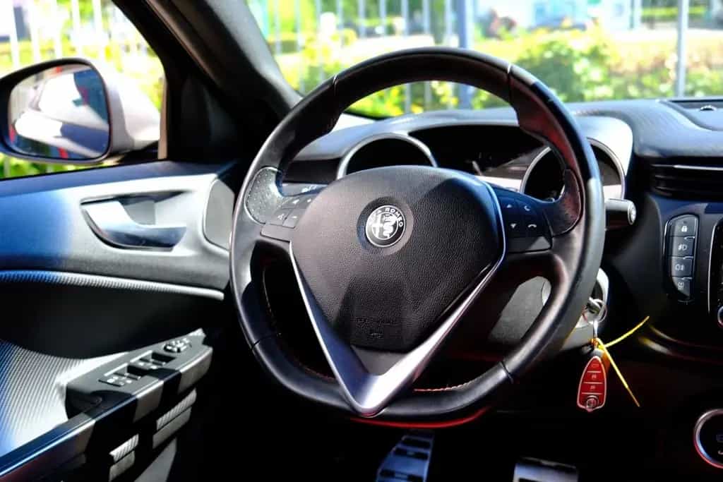 Alfa Romeo Giulietta 1.4 Turbo MultiAir Super Aut. Leder|1e 01/2019-photo-5