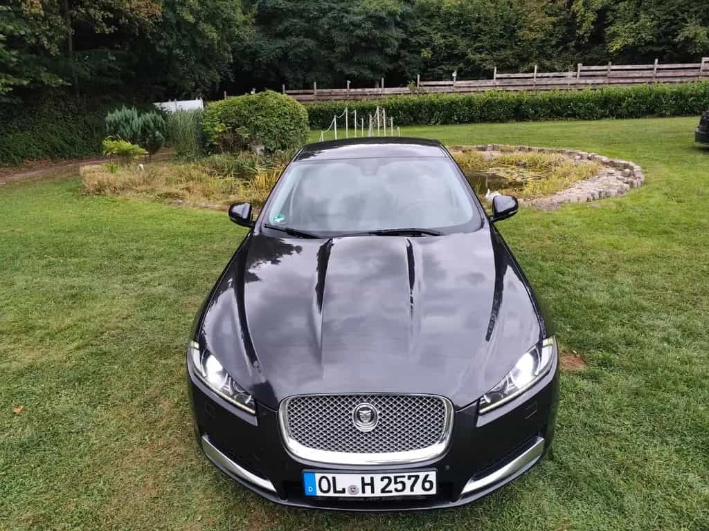 Jaguar XF 3.0 V6 Diesel /ÖL-REIFEN-BREMSEN VO&HI NEU 06/2012-photo-0