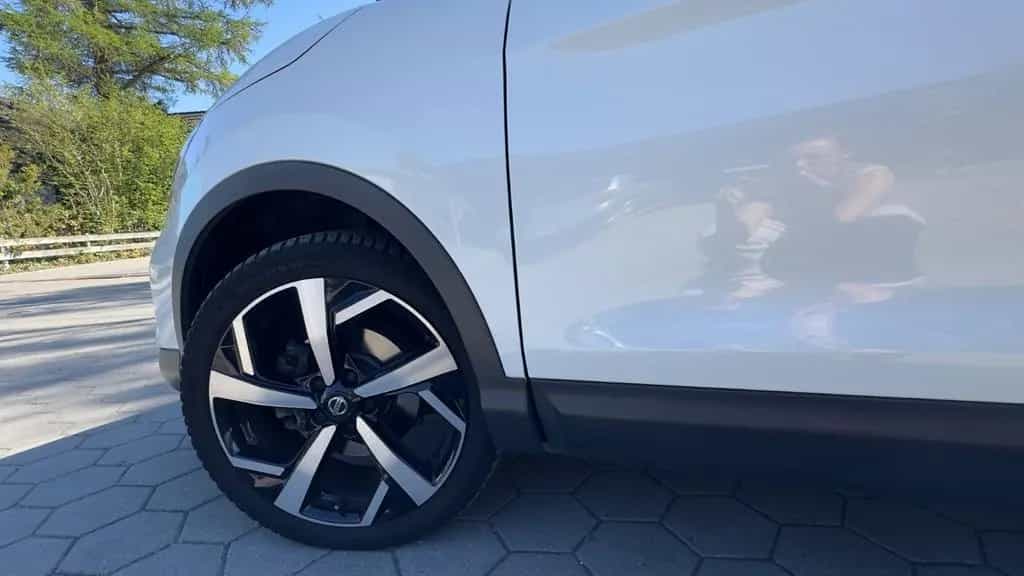 Nissan Qashqai QASHQAI TEKNA 1,3 Liter-DIG-T Benzi... 02/2019-photo-3