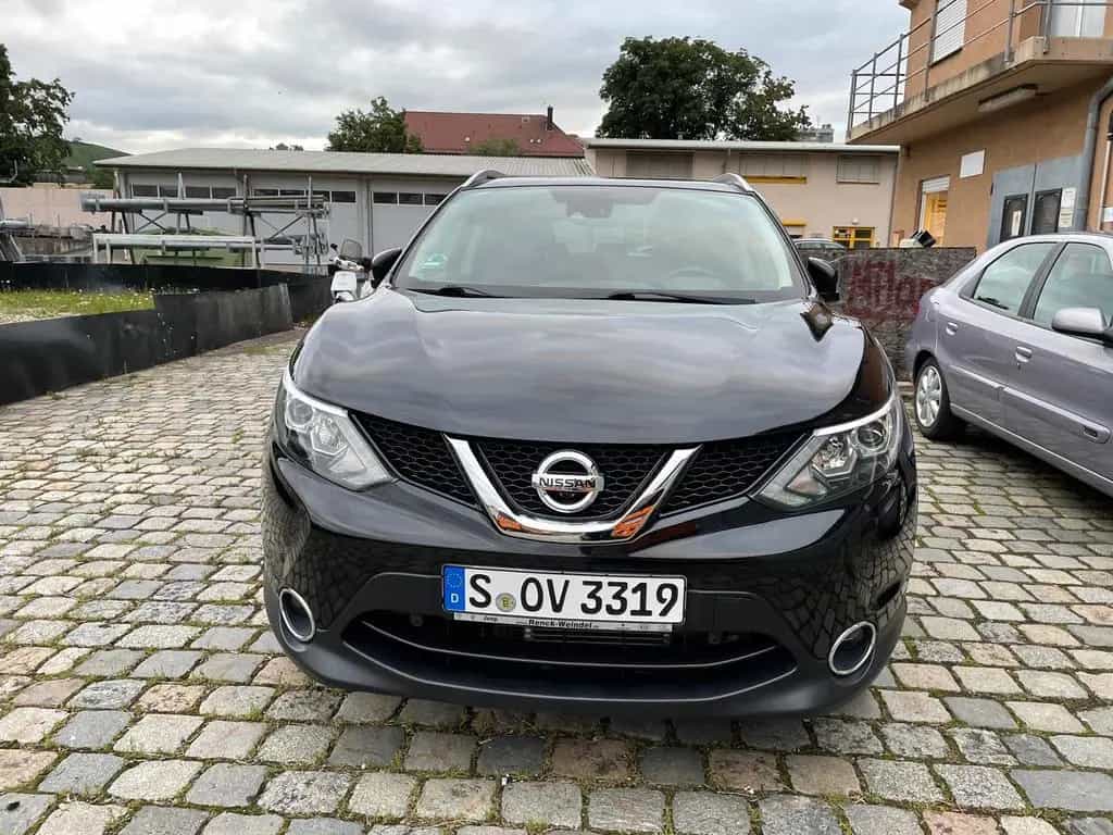 Nissan Qashqai 1.6 dCi DPF Xtronic EU6 Tekna Ahk LED 07/2015-photo-1