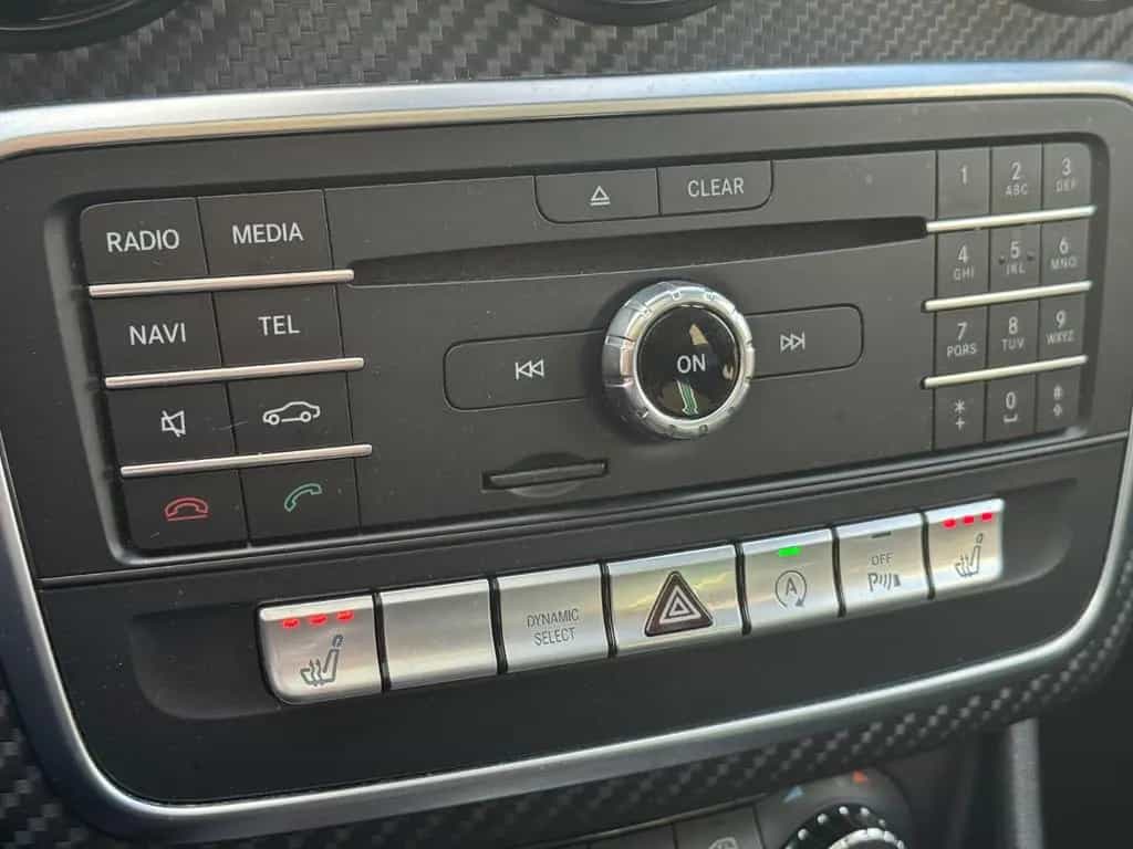 Mercedes-Benz A 220 H&K/4M/Motorsport Edition/AMG/Pano/Distronic 10/2016-photo-29