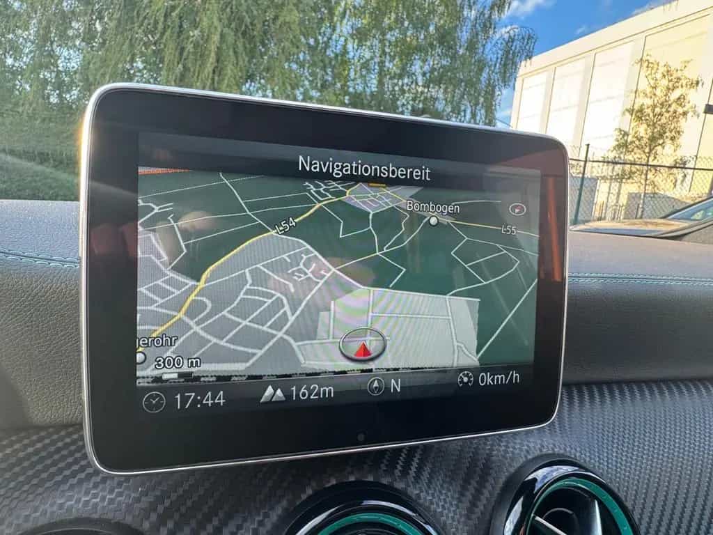 Mercedes-Benz A 220 H&K/4M/Motorsport Edition/AMG/Pano/Distronic 10/2016-photo-33