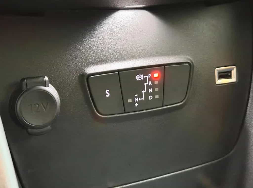 Citroën C3 Aircross 1.2 PureTech 130 Automatik C-Series 04/2021-photo-15