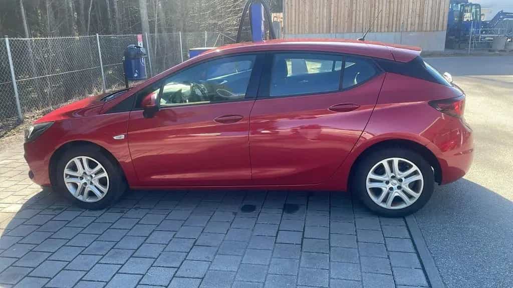 Opel Astra Gs-Line 1.2 131 PS 08/2020-photo-4