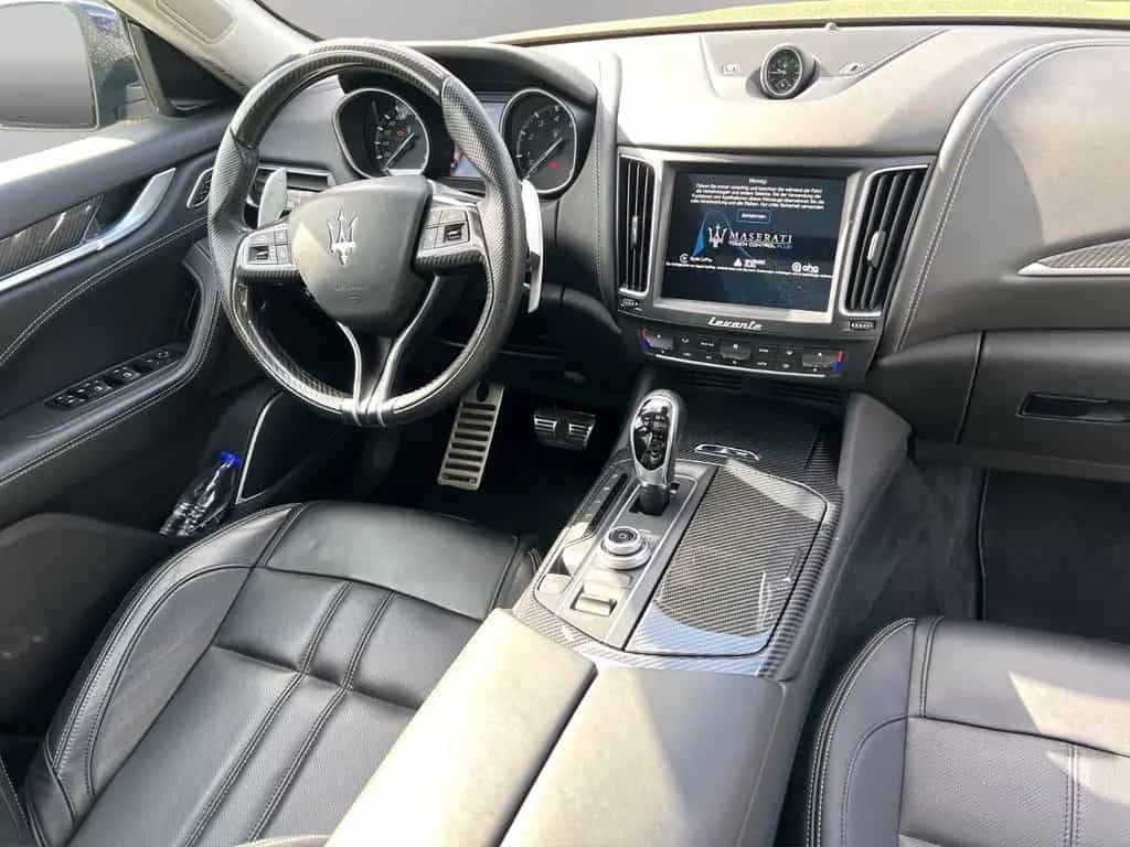 Maserati Levante S Q4 Vollausstattung - Neuwagenzustand ! 10/2017-photo-1