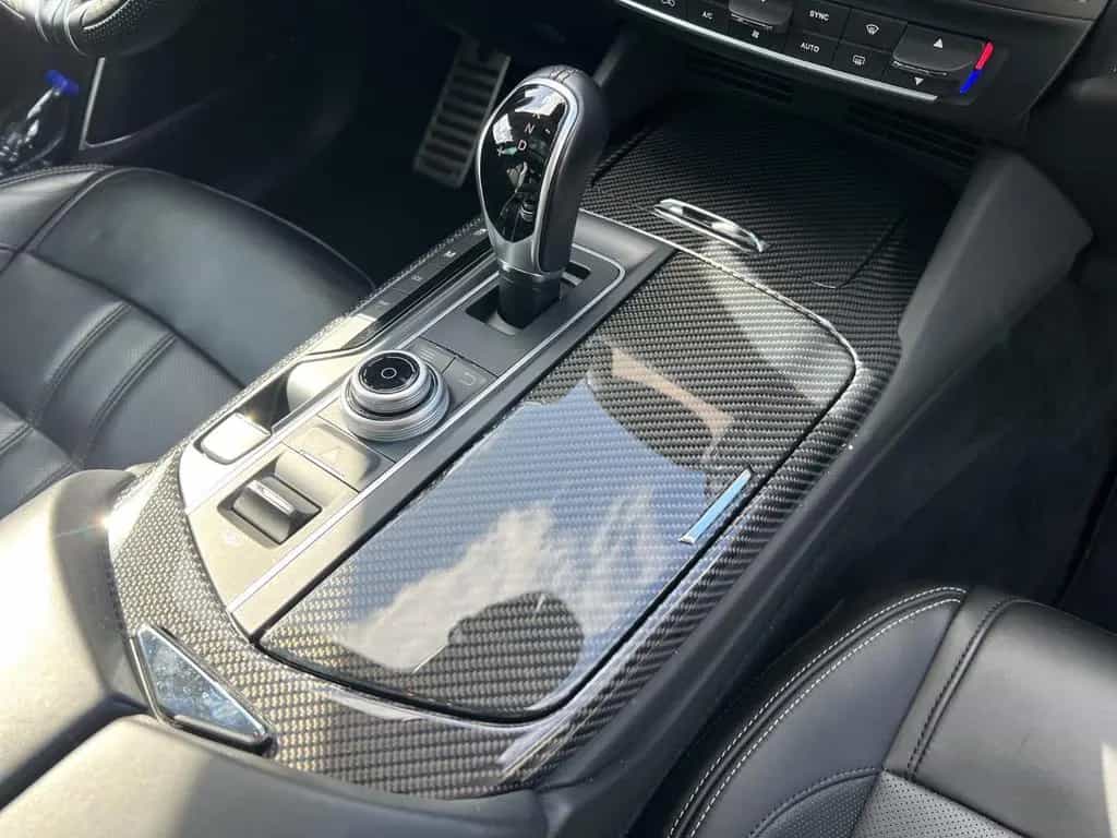 Maserati Levante S Q4 Vollausstattung - Neuwagenzustand ! 10/2017-photo-2