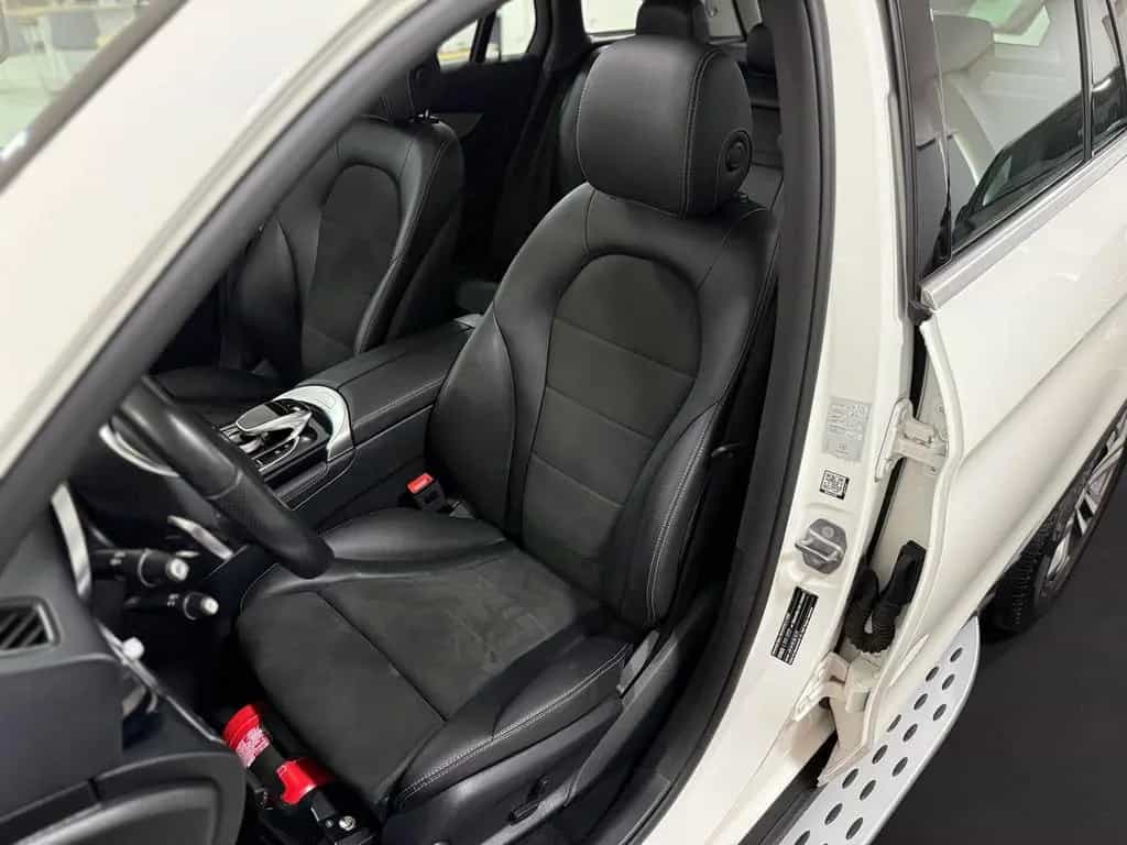 Mercedes-Benz GLC 220 d 4M AMG INT.*PANO*360*STHZ*TOTW*LED*BUR 07/2018-photo-13