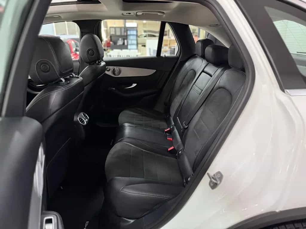 Mercedes-Benz GLC 220 d 4M AMG INT.*PANO*360*STHZ*TOTW*LED*BUR 07/2018-photo-18