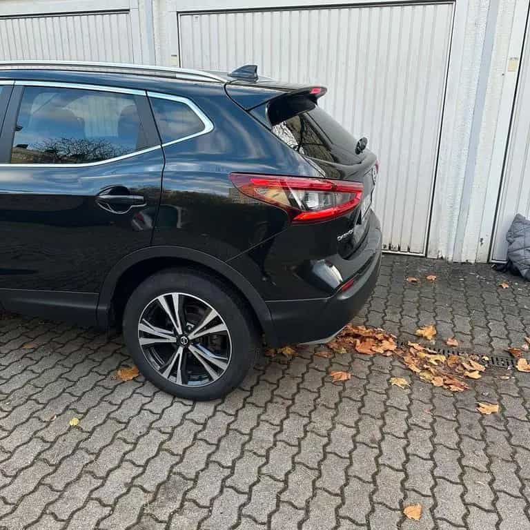 Nissan Qashqai J11 160 PS Automatik / 1 Hand 12/2019-photo-1