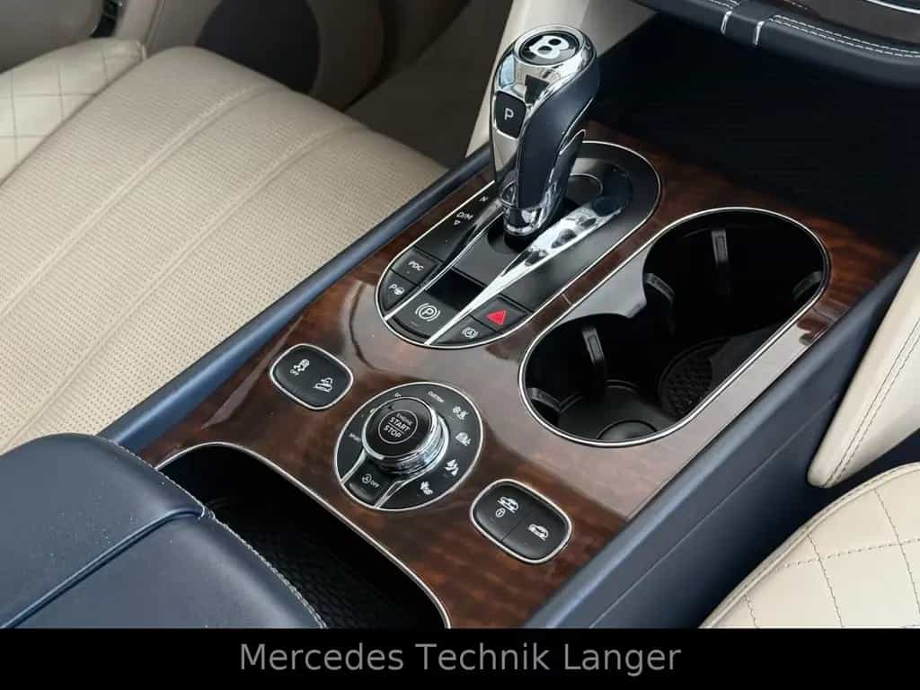 Bentley Bentayga 6.0 W12 MULINER/CARBON 06/2017-photo-21