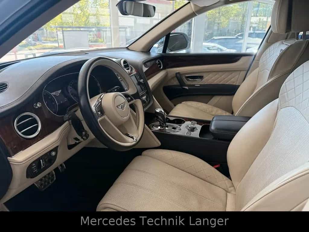 Bentley Bentayga 6.0 W12 MULINER/CARBON 06/2017-photo-24