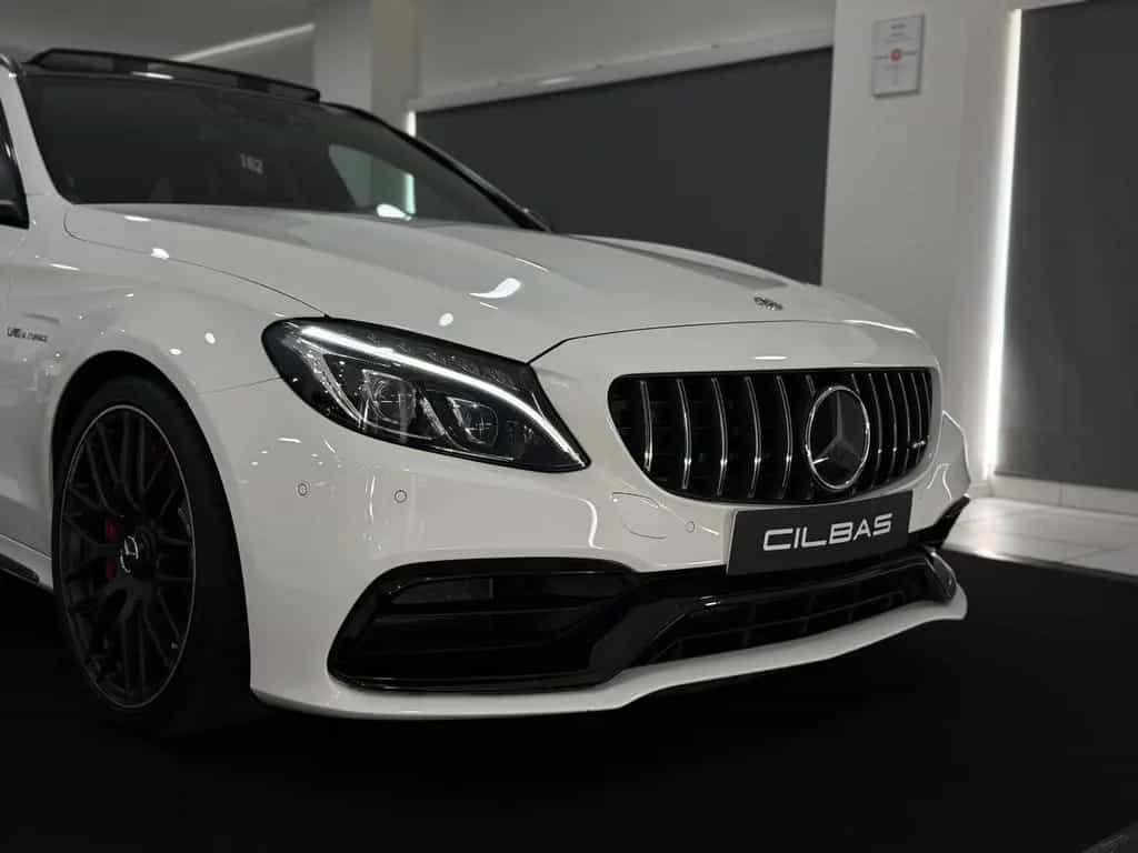 Mercedes-Benz C 63 AMG C 63 S T AMG V8*DRIVERS-PACKAGE*SPORT-ABGAS*PANO 05/2017-photo-3