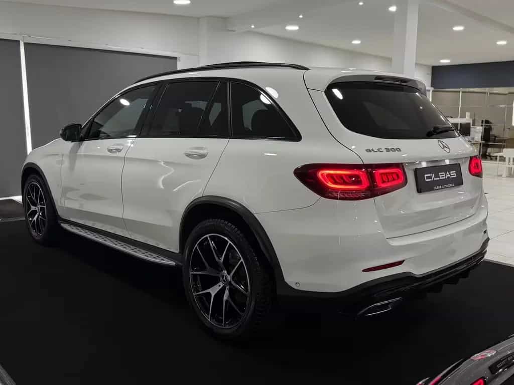Mercedes-Benz GLC 300 4M AMG-LINE*PANO*NIGHT*DIGITAL TACHO*LED 04/2022-photo-11