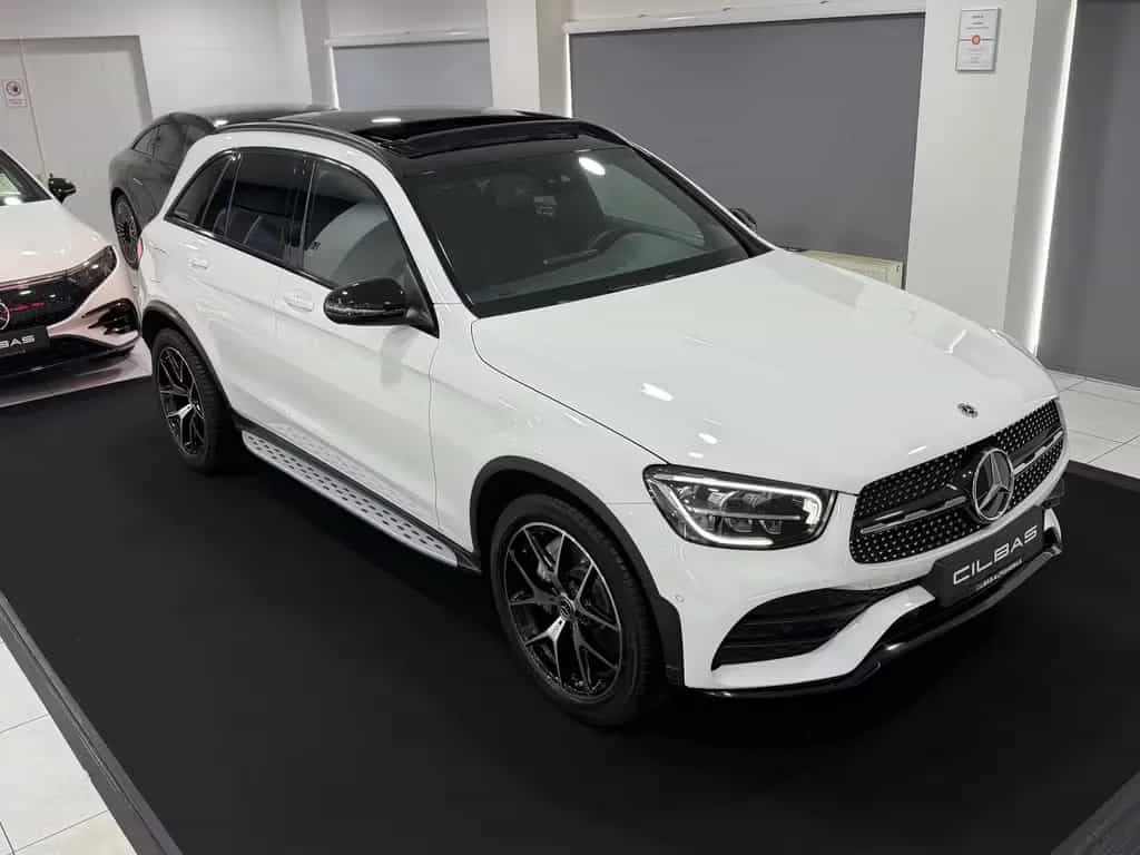 Mercedes-Benz GLC 300 4M AMG-LINE*PANO*NIGHT*DIGITAL TACHO*LED 04/2022-photo-3