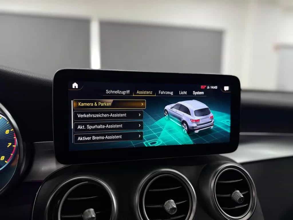 Mercedes-Benz GLC 300 4M AMG-LINE*PANO*NIGHT*DIGITAL TACHO*LED 04/2022-photo-33