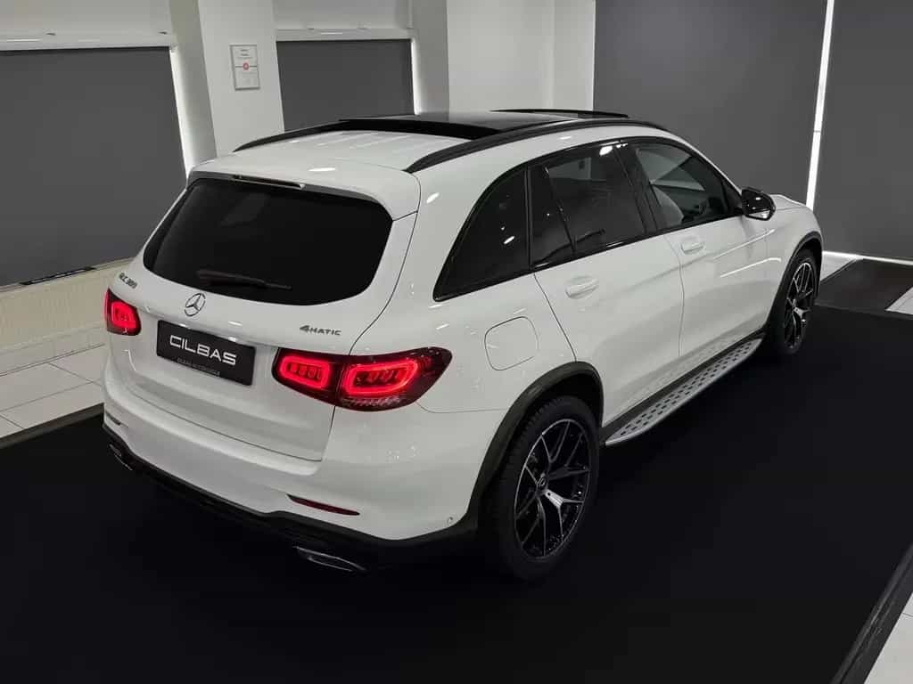 Mercedes-Benz GLC 300 4M AMG-LINE*PANO*NIGHT*DIGITAL TACHO*LED 04/2022-photo-9