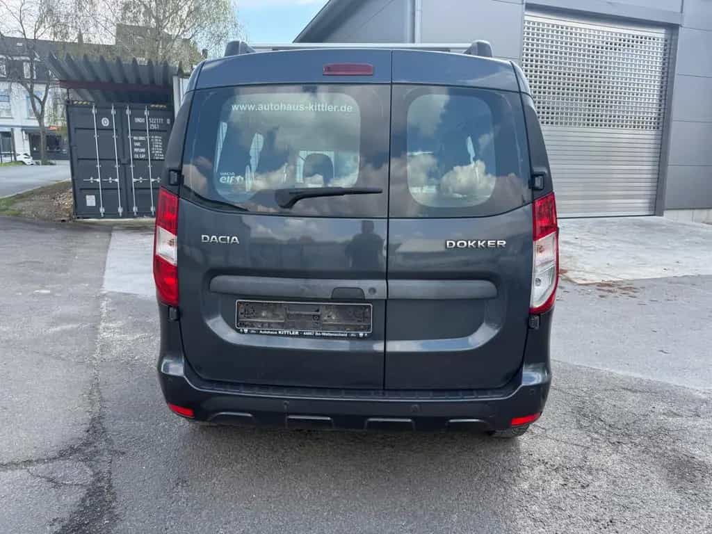 Dacia Dokker Laureate 11/2014-photo-1