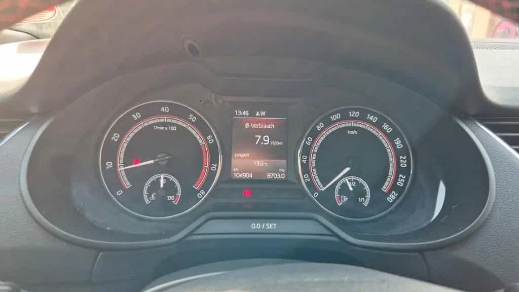 Skoda Octavia 2.0 TSI DSG RS 230 Combi RS 09/2017-photo-13