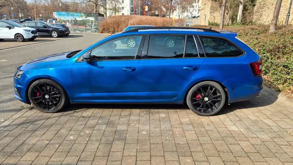 Skoda Octavia 2.0 TSI DSG RS 230 Combi RS 09/2017-photo-3