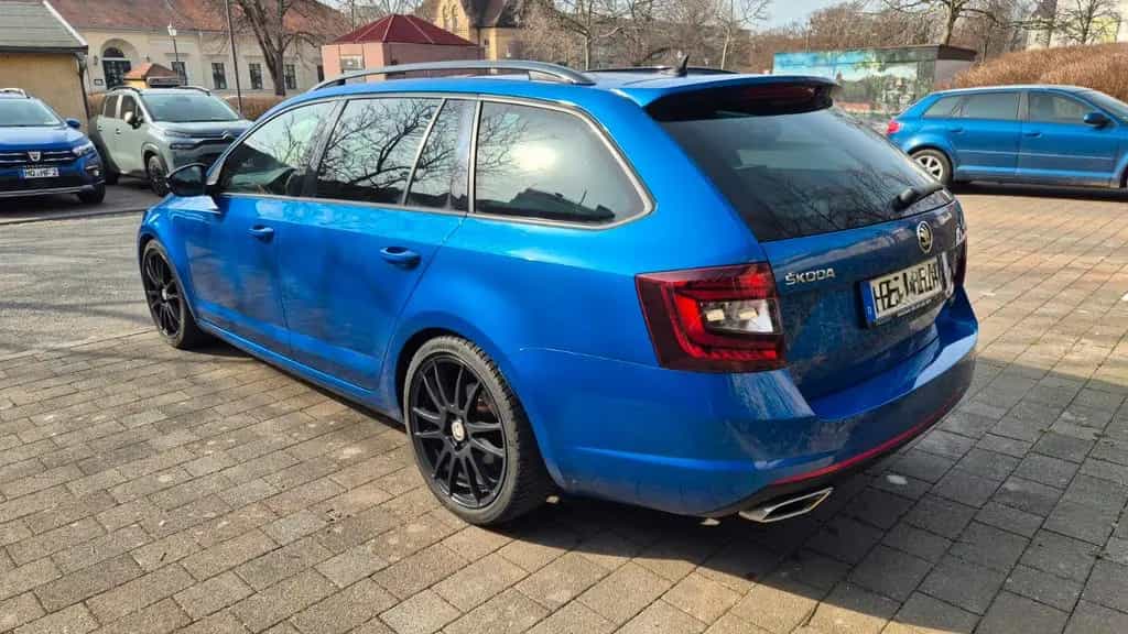 Skoda Octavia 2.0 TSI DSG RS 230 Combi RS 09/2017-photo-4