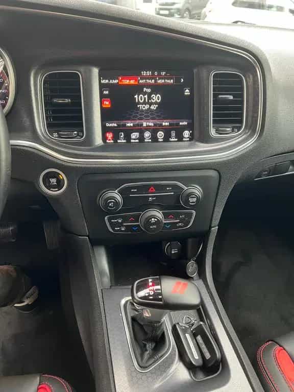 Dodge Charger R/T - 5.7 L - V8 - Black Edition 07/2015-photo-11