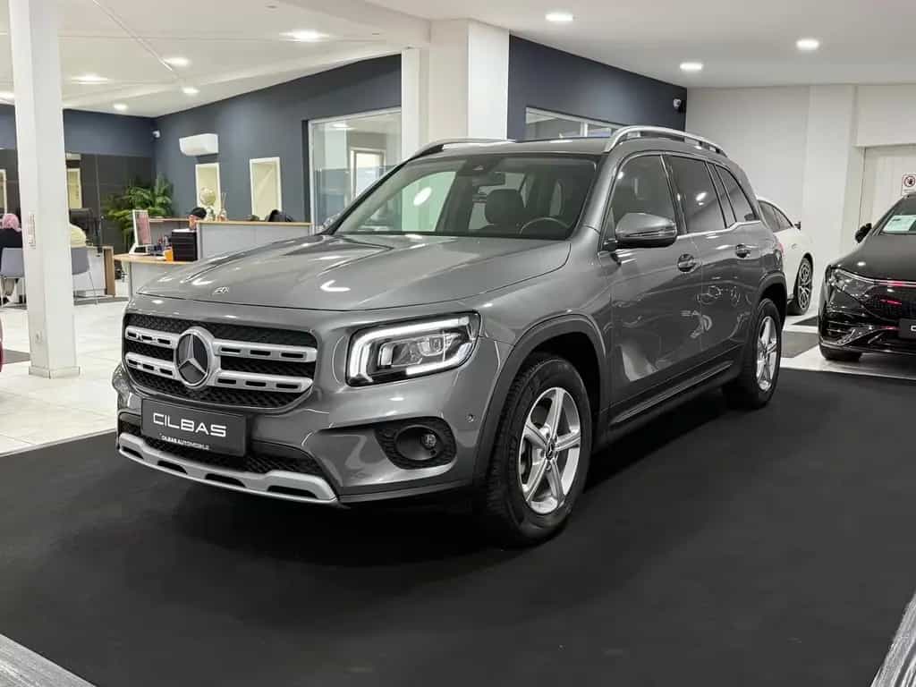 Mercedes-Benz GLB 180 d 8G STYLE*WIDESCREEN*KAM*SPUR*SHZ*LED* 04/2021-photo-1