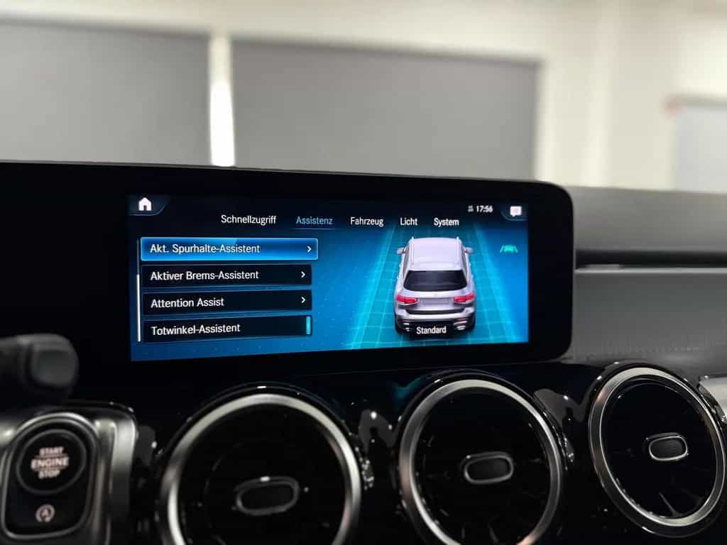 Mercedes-Benz GLB 180 d 8G STYLE*WIDESCREEN*KAM*SPUR*SHZ*LED* 04/2021-photo-29