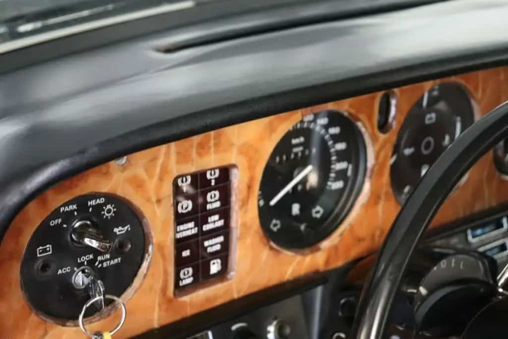 Rolls-Royce Silver Spirit 6.75L V8 AUTOMAT 05/1978-photo-9