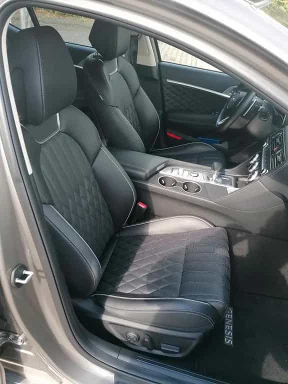 Genesis G70 Benziner 2.0T High Pow 8AT Allrad Luxury ... 06/2022-photo-10
