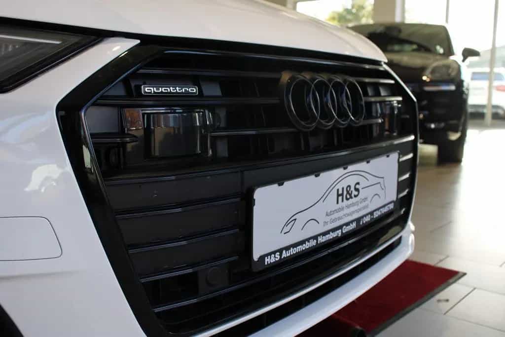 Audi A6 Avant 40 TDI quattro sport Black-Optik 03/2023-photo-9