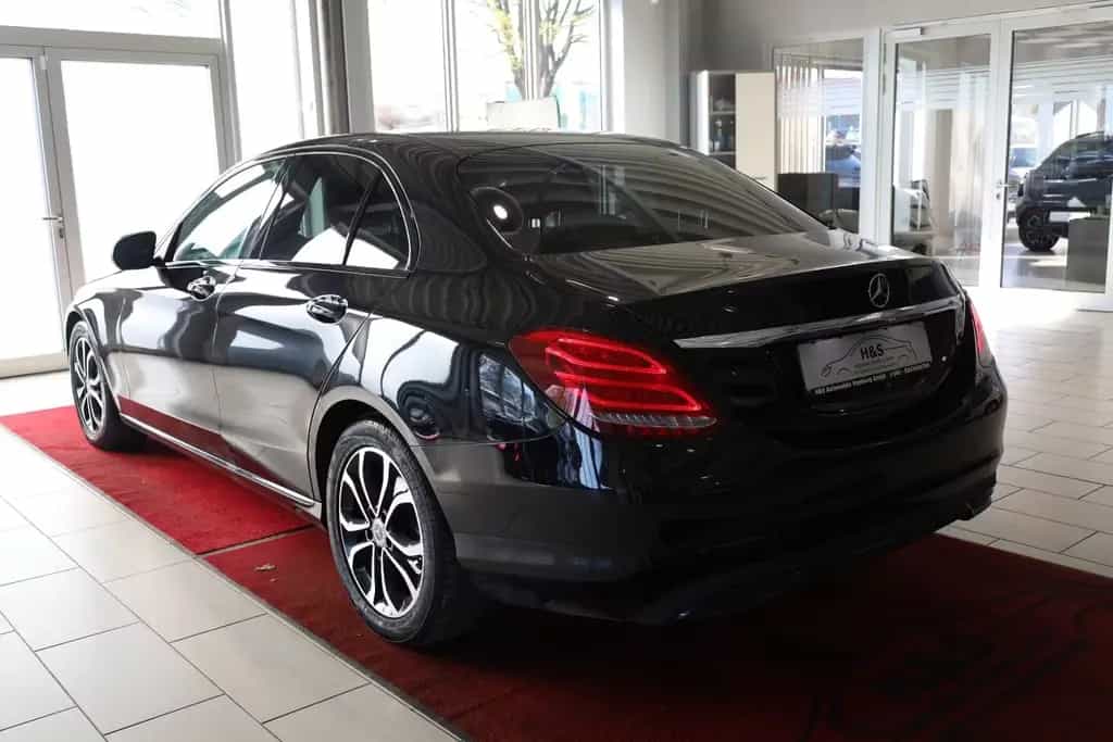 Mercedes-Benz C 220 BlueTec / d 7G Avantgarde 03/2018-photo-3